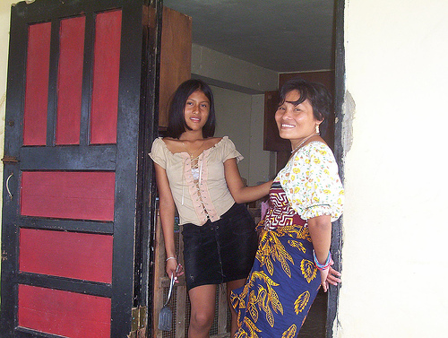 Nick's sister, Nixia, and her daughter Elizabeth